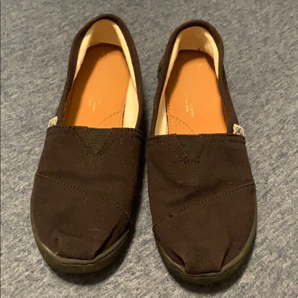Black flats